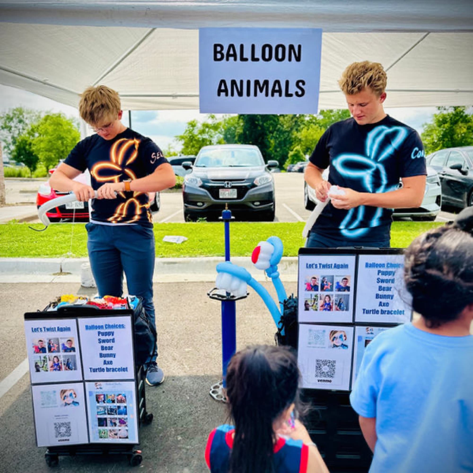 Balloon animals booth