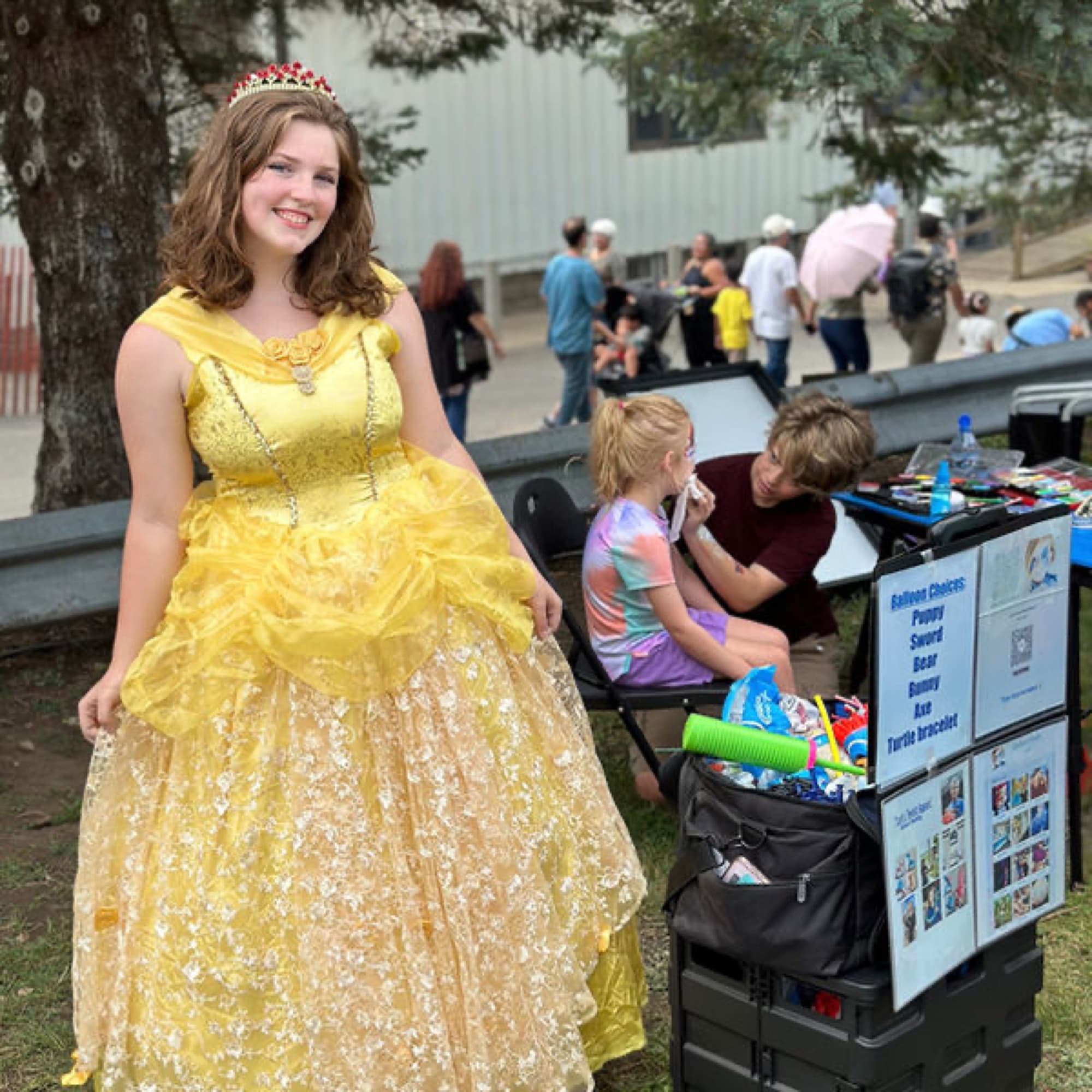 Princess at the balloon station